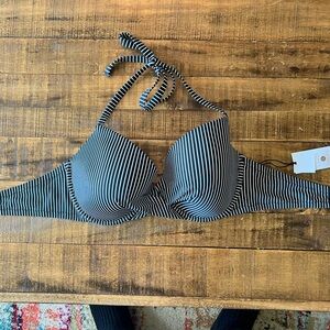 Shade & Shore 38D bikini top NWT